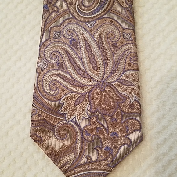 Chaps 100% Silk Tie. Brand NWOT. - Picture 4 of 4